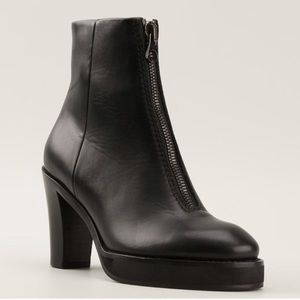 🚨ACNE BOOTS🚨 Gun metal zipper